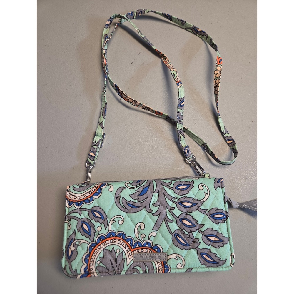 Vera Bradley RFID Crossbody Wristlet Mint Green Paisley Quilted Cotton Bag